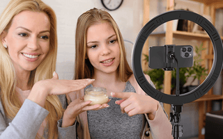  5 Must-Have Equipments For Vlog